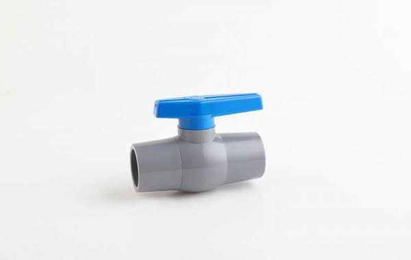 Use Of PVC Ball Valve And Use Of PP Clamp
