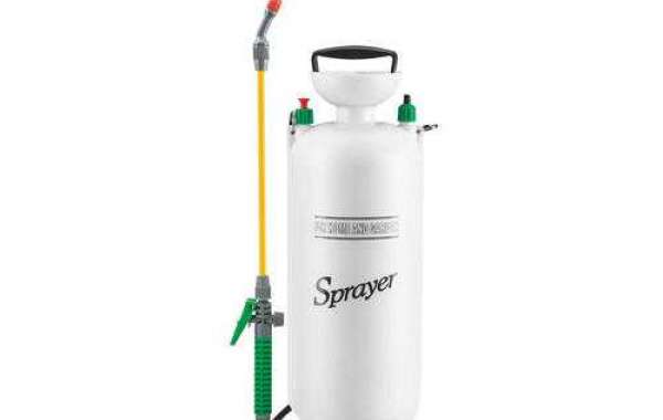 The small sprayer is very suitable for local treatment of flowers, spraying high-concentration substances and indoor use