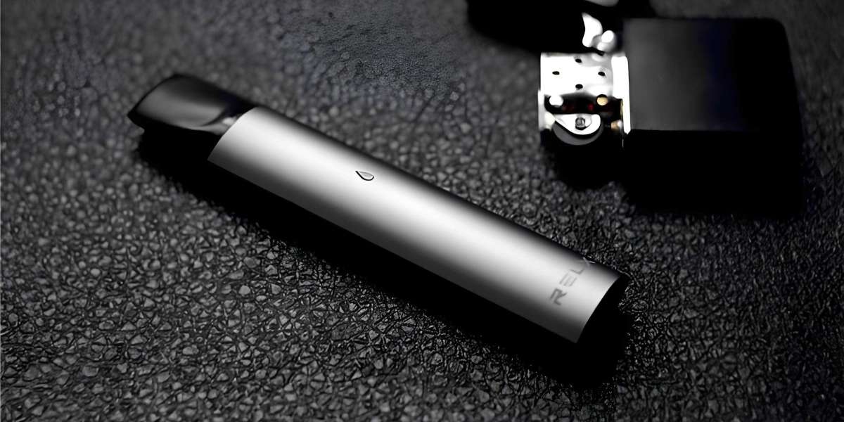 RELX六代宙斯主機評測：性能革新與煙彈體驗解析