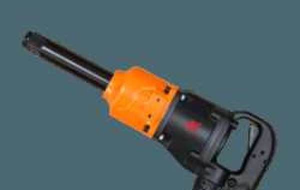 Using the Tire Impact Wrench