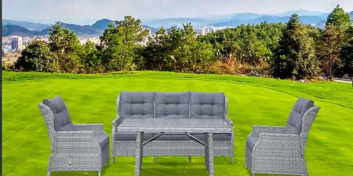 The Benefits Of Outdoor Furniture