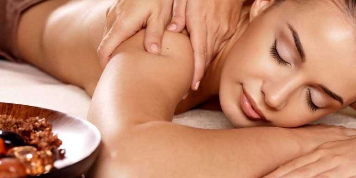 Discover the Best Russian Massage in Business Bay: A Touch of European Luxury in Dubai